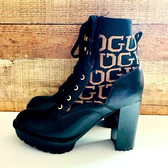 NWOT Guess Grows-R Knit Logo Heeled Platform Boots - Picture 3 of 8